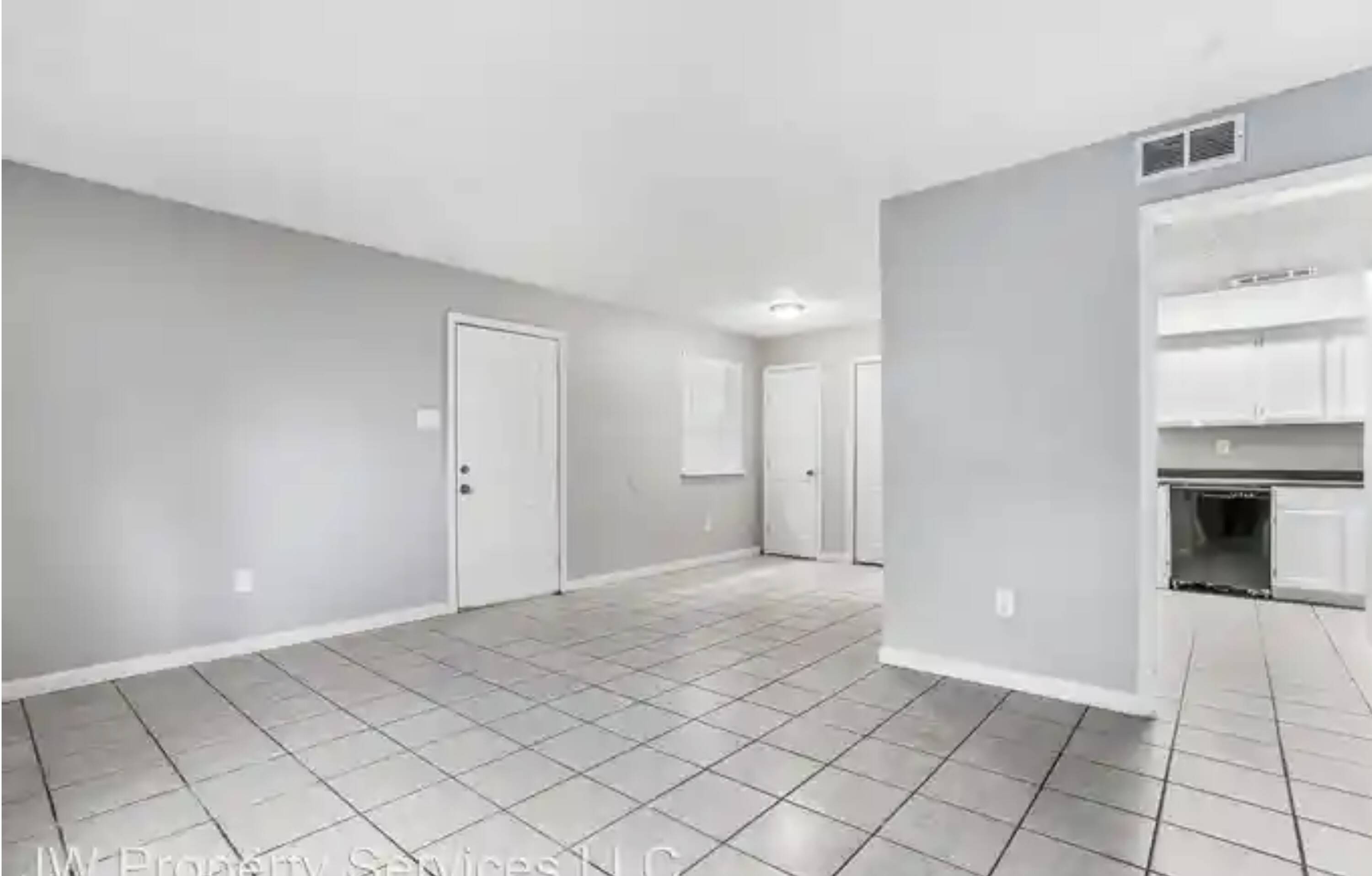 Commercial Property for Sale in Gretna Louisiana 70056